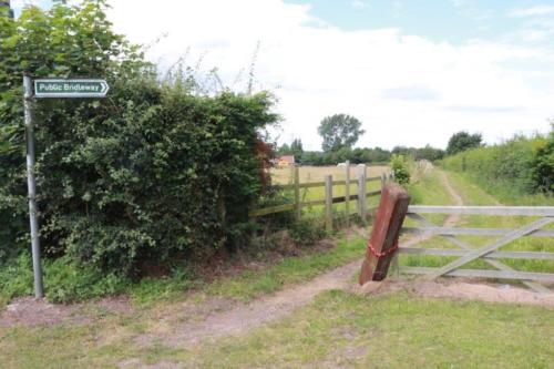 Bridlepath Hayfield Lane to the lakes Auckley